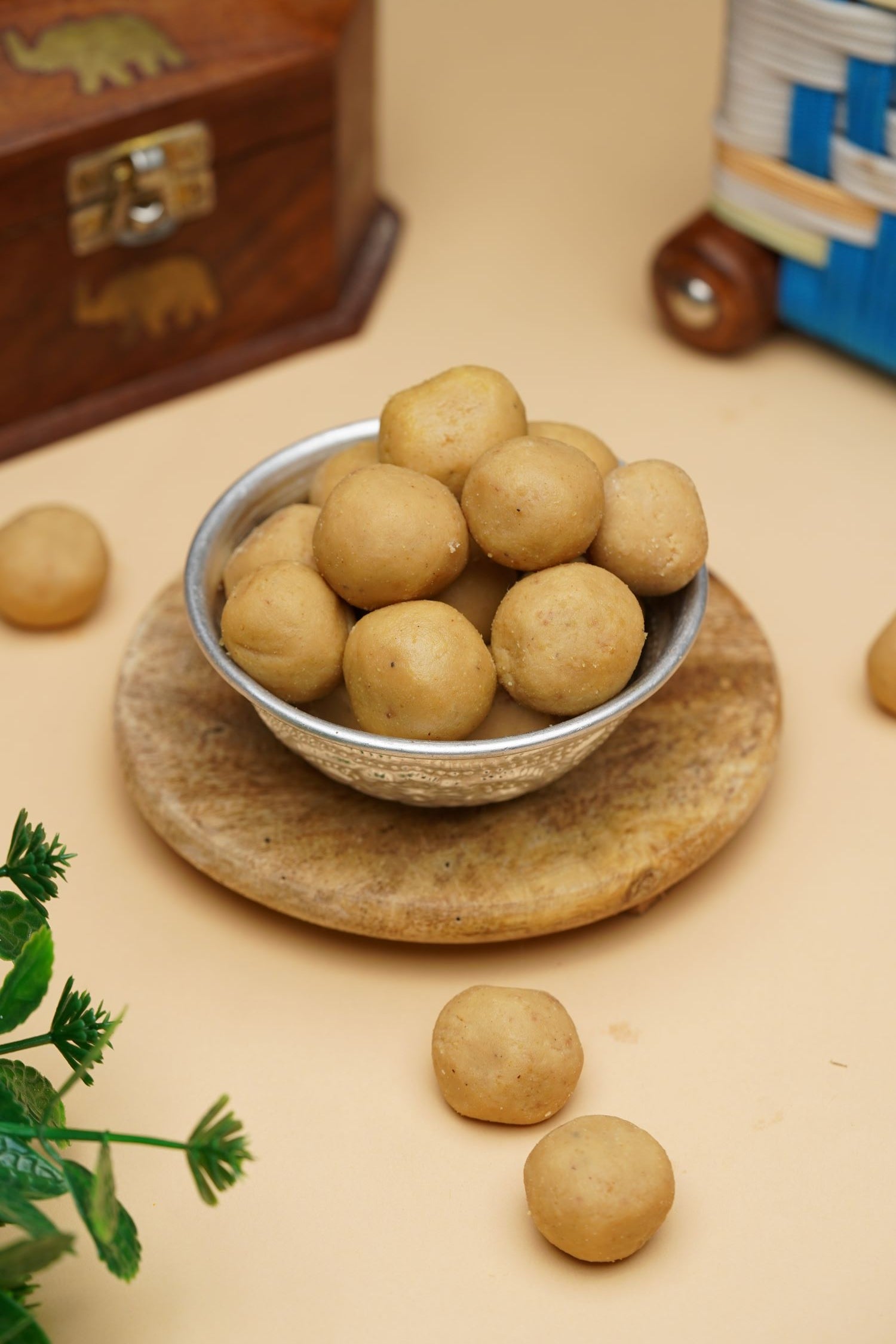Besan Laddoo